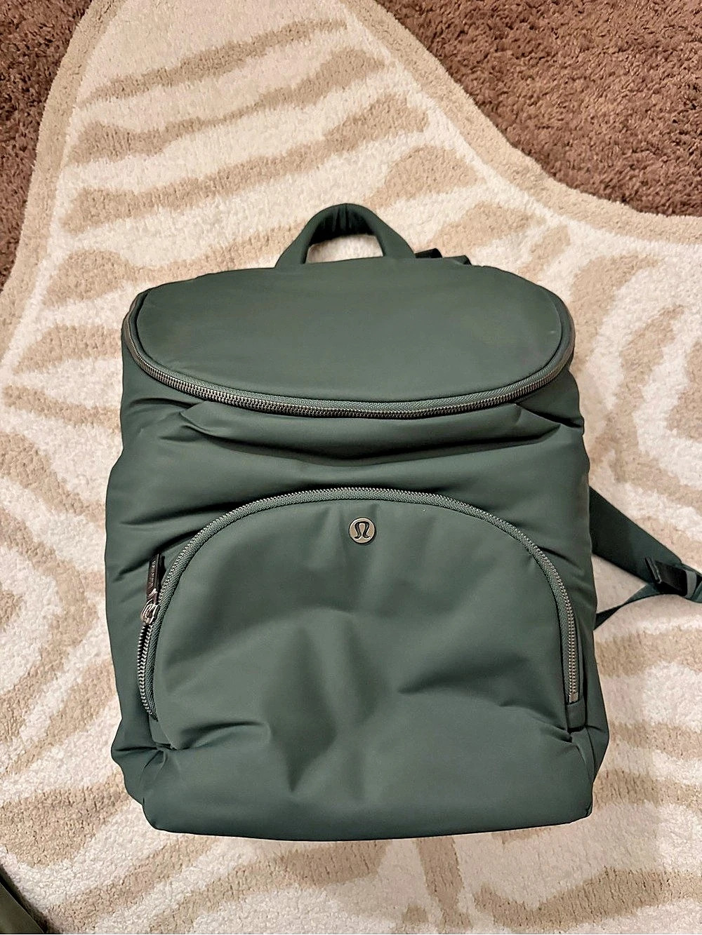 Lululemon New Parent Backpack 17L Backpack in Green